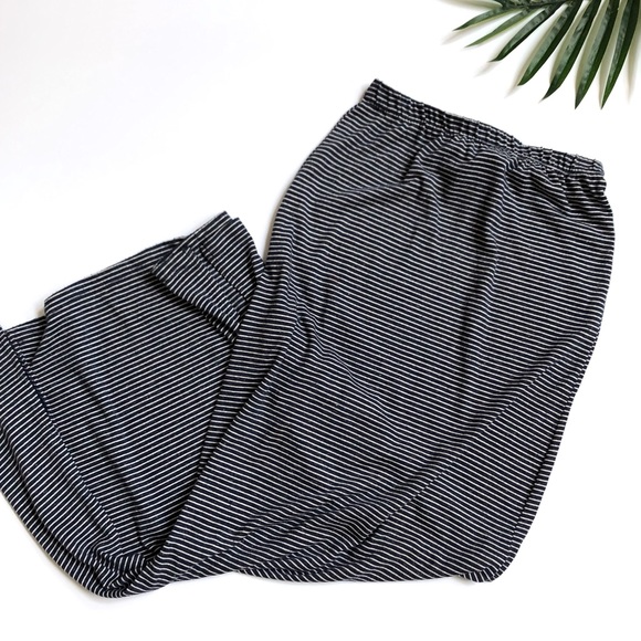 Free People Dresses & Skirts - Free People Beach blue side slit maxi skirt